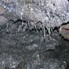 stalactites dans le tunnel